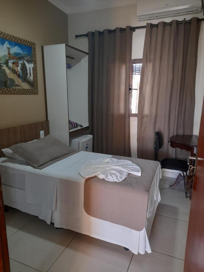 Hotel Cheffer Porto Ferreira Bagian luar foto